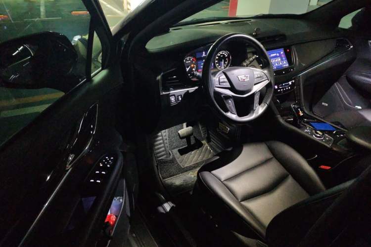 Used Cadillac XT5 2021 2.0T Two-Wheel Drive Luxury Version Driver Seat