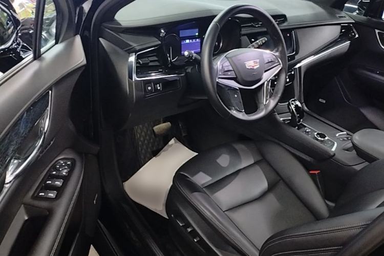 Used Cadillac XT5 2021 2.0T Two-Wheel Drive Luxury Version Driver Seat