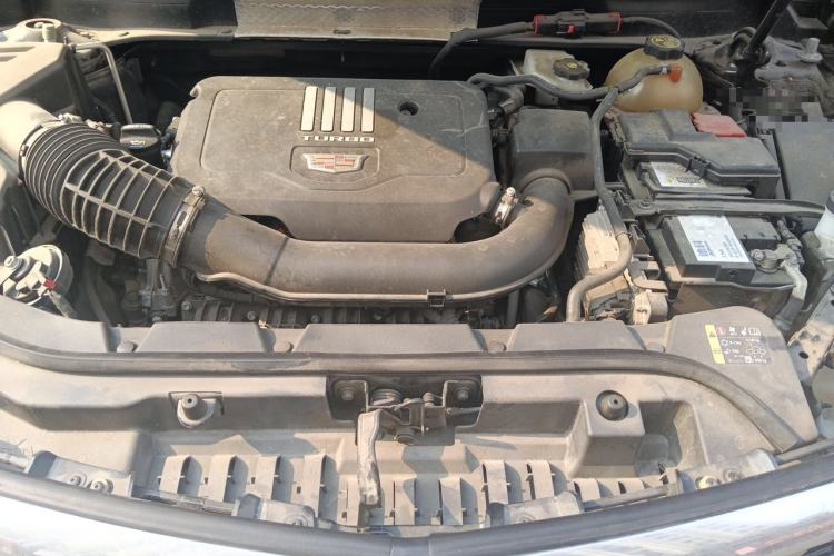 Used Cadillac XT5 2021 2.0T Two-Wheel Drive Luxury Version Engine Bay