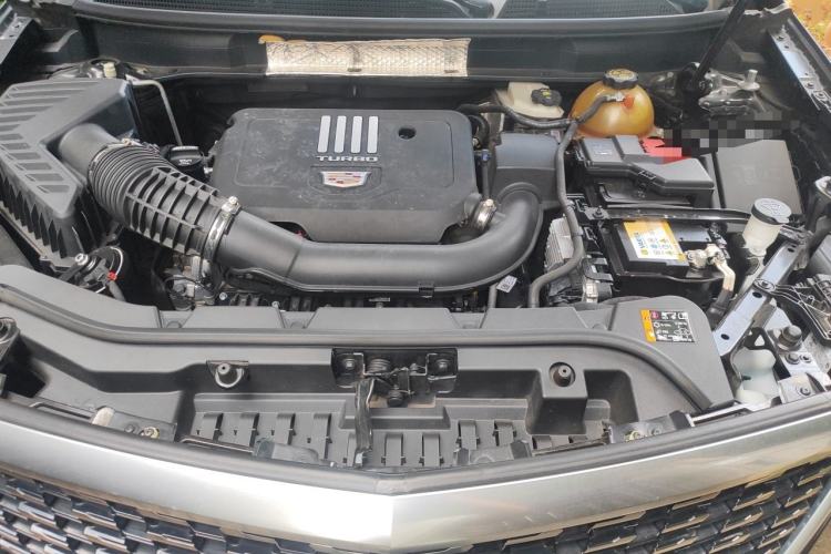 Used Cadillac XT5 2021 28T Luxury Model Engine Bay
