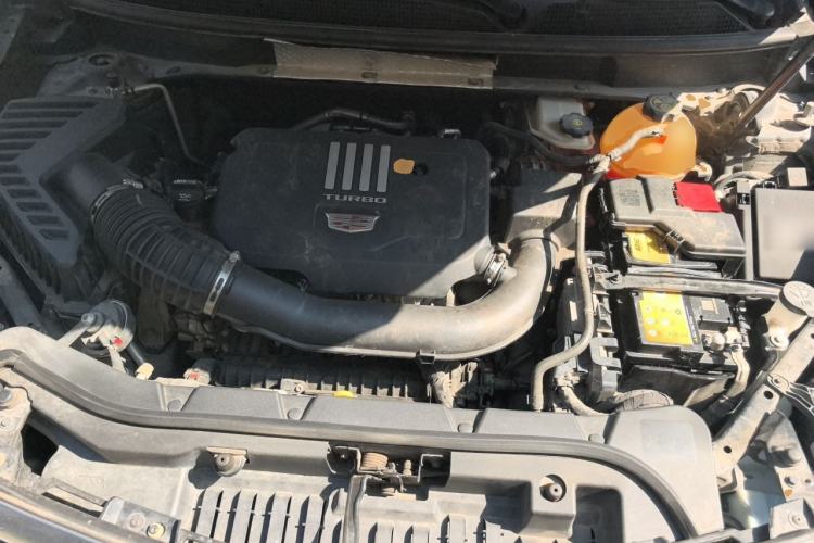Used Cadillac XT5 2021 28T Luxury Model Engine Bay
