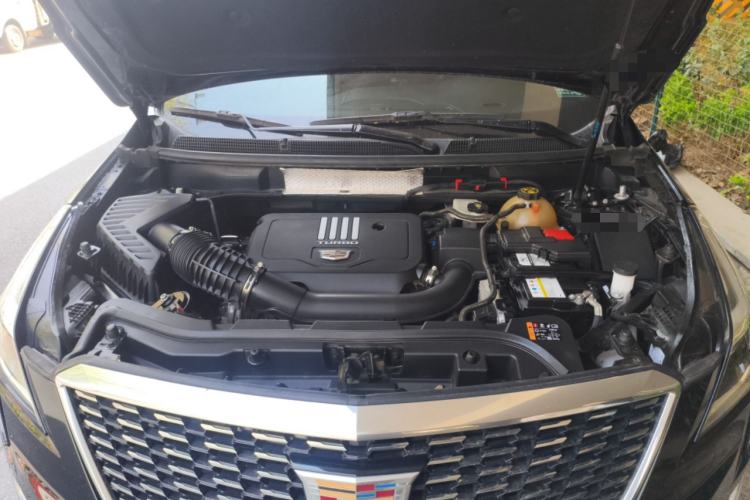 Used Cadillac XT5 2021 2.0T Four-Wheel Drive Luxury Version Engine Bay