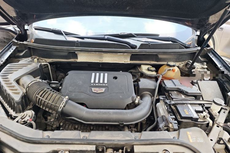 Used Cadillac XT5 2021 28T Luxury Model Engine Bay