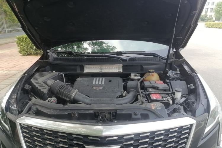 Used Cadillac XT5 2021 28T Luxury Model Engine Bay