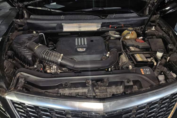 Used Cadillac XT5 2021 2.0T Two-Wheel Drive Luxury Version Engine Bay
