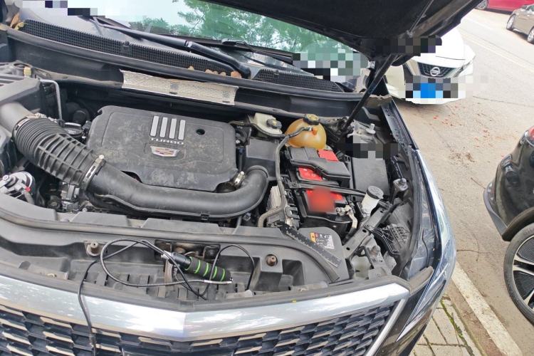 Used Cadillac XT5 2021 28T Luxury Model Engine Bay Left