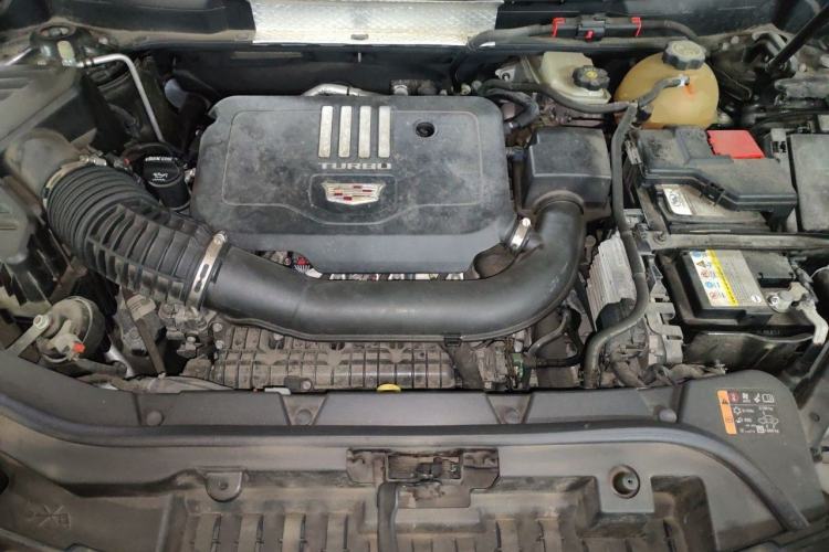 Used Cadillac XT5 2021 2.0T Four-Wheel Drive Luxury Version Engine Bay