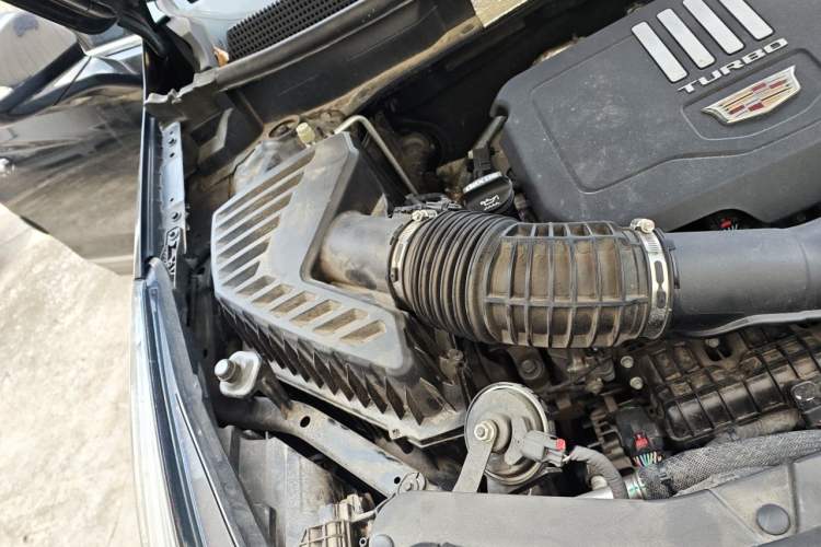 Used Cadillac XT5 2021 28T Luxury Model Engine Bay Right