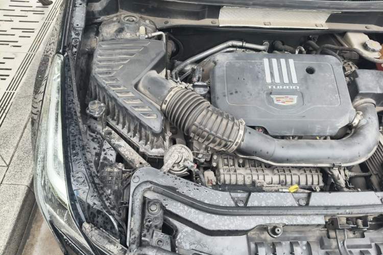 Used Cadillac XT5 2021 28T Luxury Model Engine Bay Right
