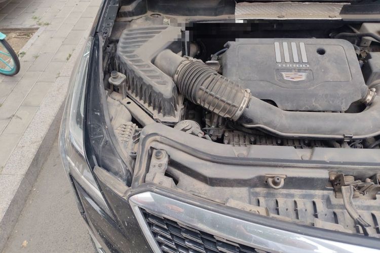 Used Cadillac XT5 2021 28T Luxury Model Engine Bay Right