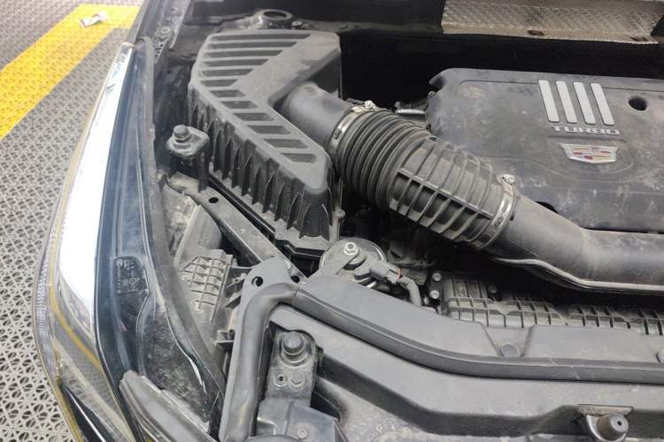Used Cadillac XT5 2021 28T Luxury Model Engine Bay Right