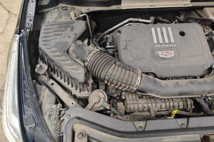 Used Cadillac XT5 2021 28T Four-Wheel Drive Tech Version Engine Bay Right