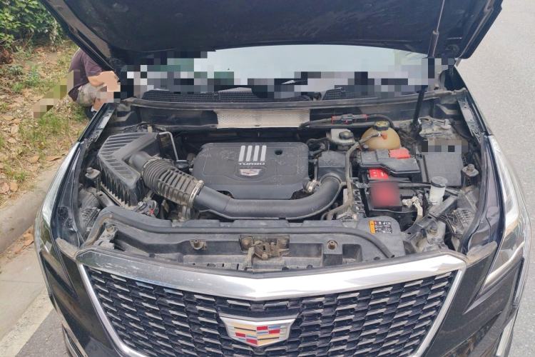 Used Cadillac XT5 2021 2.0T Four-Wheel Drive Luxury Version Engine Bay