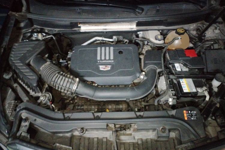 Used Cadillac XT5 2021 28T Luxury Model Engine Bay