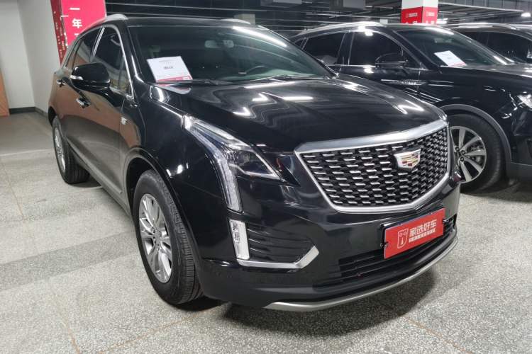 Used Cadillac XT5 2021 28T Luxury Model Exterior 2