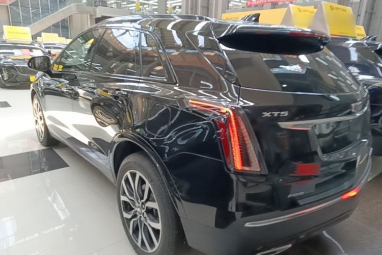 Used Cadillac XT5 2021 2.0T Four-Wheel Drive Premium Edition Exterior 2