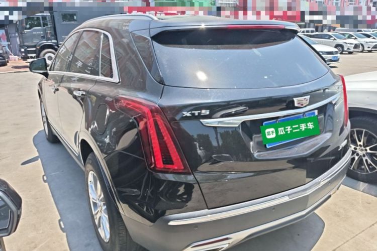 Used Cadillac XT5 2021 2.0T Two-Wheel Drive Luxury Version Exterior 2