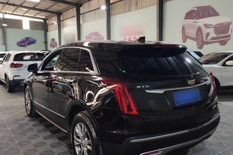 Used Cadillac XT5 2021 28T Luxury Model Exterior 3
