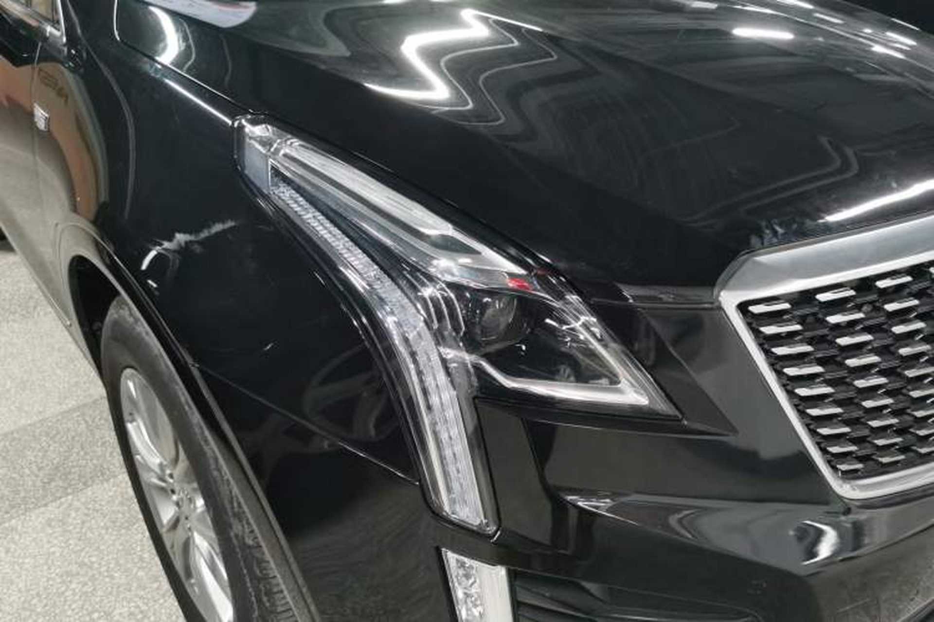 Used Cadillac XT5 2021 28T Luxury Model Exterior 3