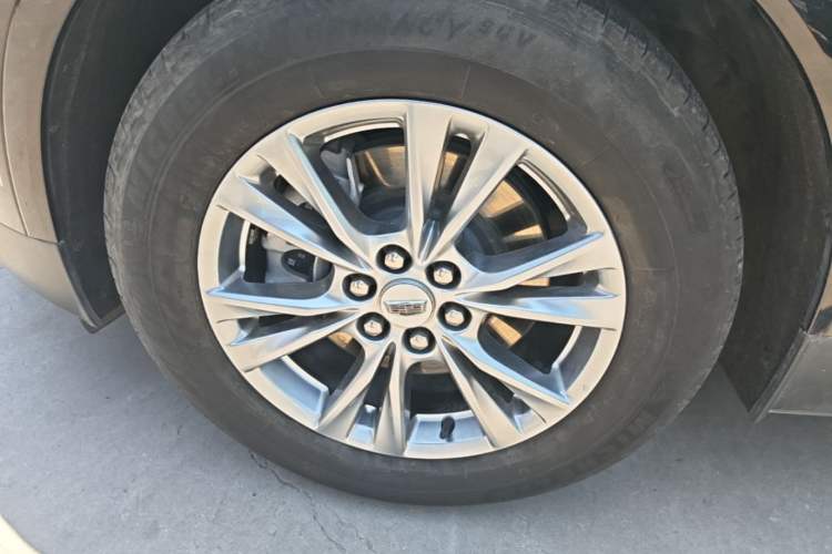 Used Cadillac XT5 2021 2.0T Two-Wheel Drive Luxury Version Exterior 4