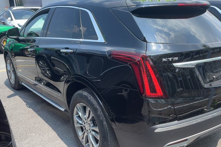 Used Cadillac XT5 2021 2.0T Two-Wheel Drive Luxury Version Exterior 5