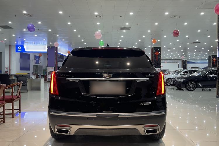 Used Cadillac XT5 2021 28T Luxury Model Exterior 5