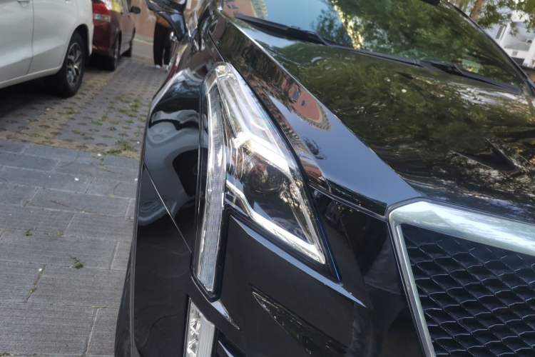Used Cadillac XT5 2021 2.0T Four-Wheel Drive Premium Edition Exterior 6