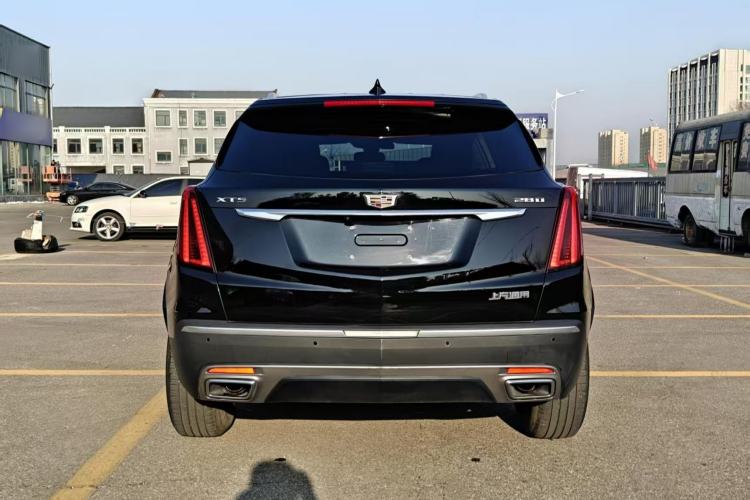 Used Cadillac XT5 2021 28T Luxury Model Exterior 7