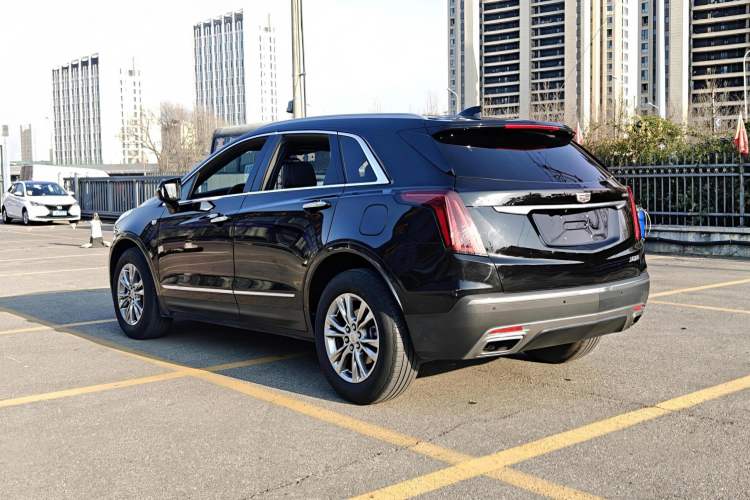 Used Cadillac XT5 2021 28T Luxury Model Exterior 8