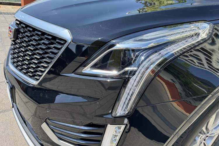 Used Cadillac XT5 2021 2.0T Four-Wheel Drive Luxury Version Exterior 9