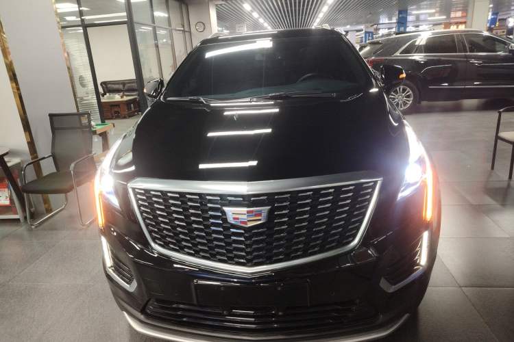 Used Cadillac XT5 2021 2.0T Two-Wheel Drive Luxury Version Front
