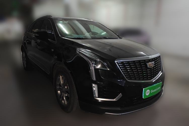 Used Cadillac XT5 2021 28T Luxury Model Front Right 45 Deg