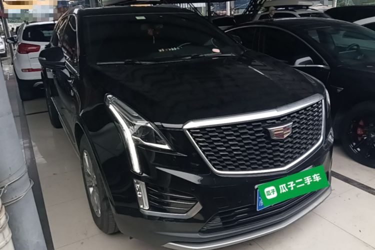 Used Cadillac XT5 2021 28T Luxury Model Front Right 45 Deg