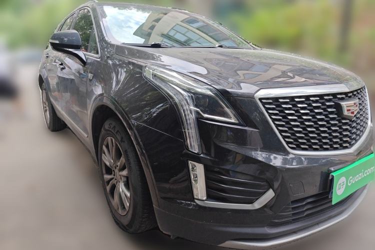 Used Cadillac XT5 2021 28T Luxury Model Front Right 45 Deg