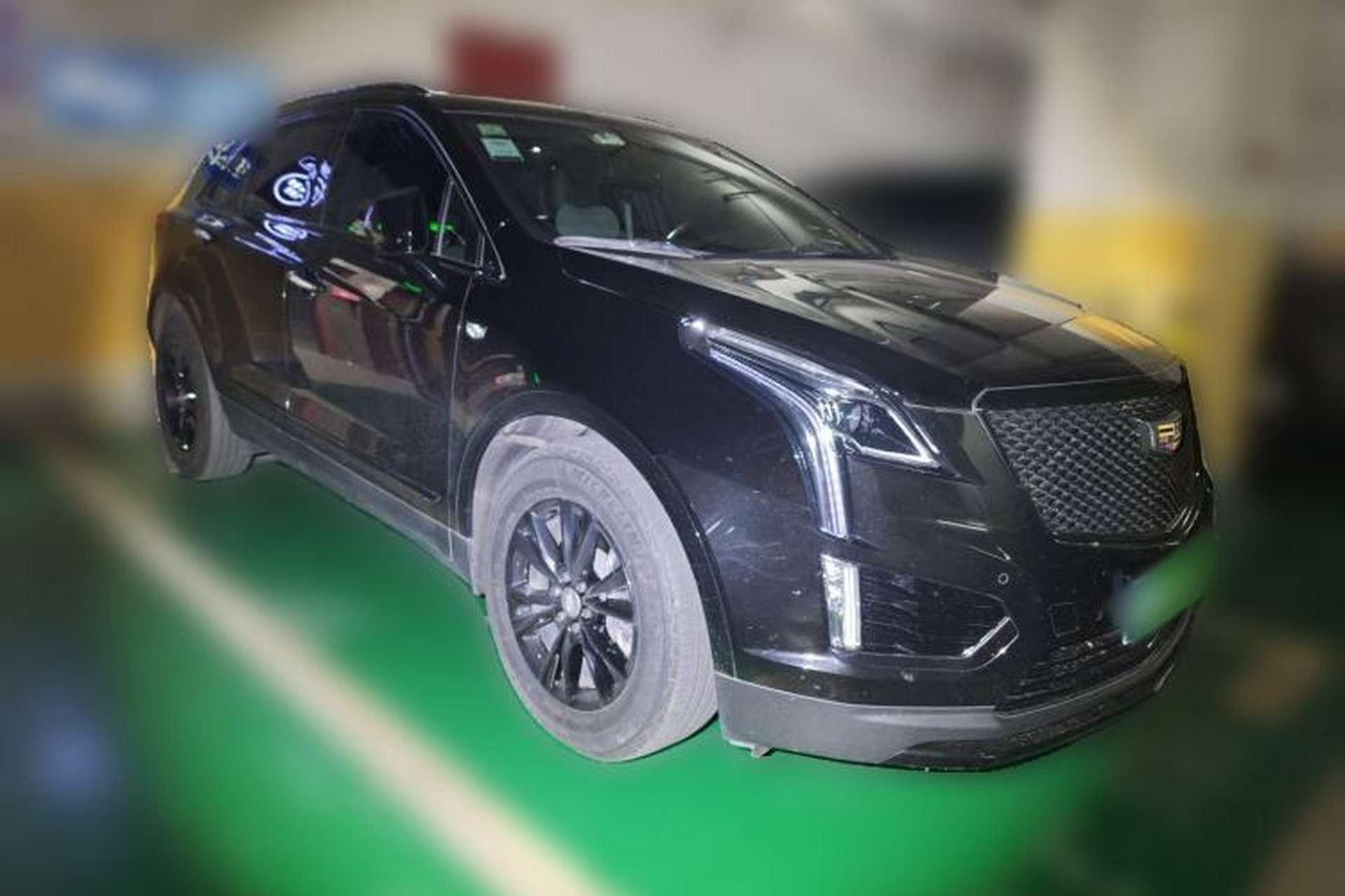 Used Cadillac XT5 2021 28T Luxury Model Front Right 45 Deg