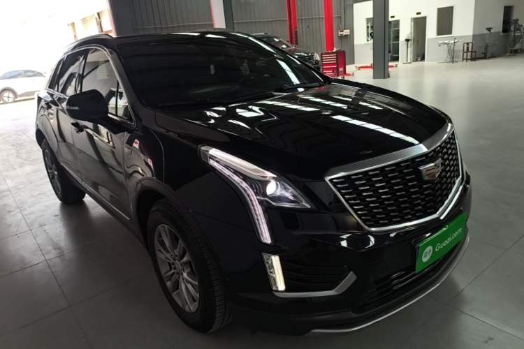 Used Cadillac XT5 2021 2.0T Two-Wheel Drive Luxury Version Front Right 45 Deg