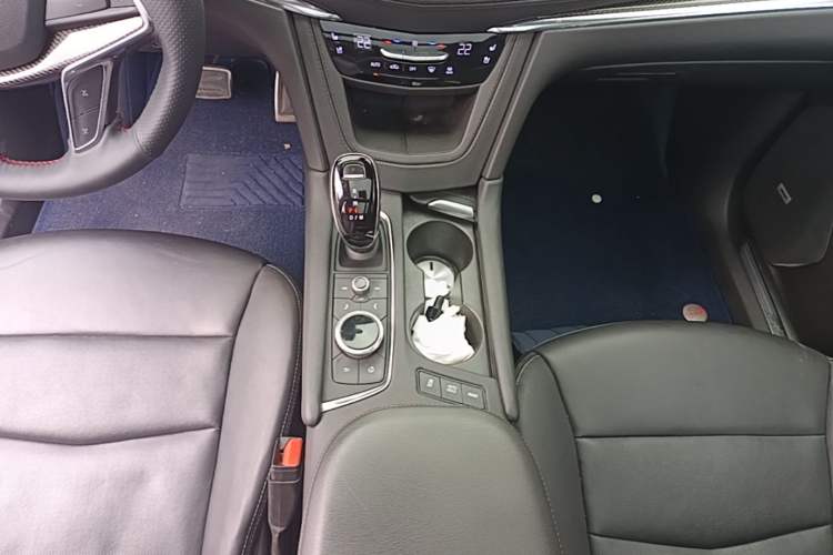 Used Cadillac XT5 2021 28T Four-Wheel Drive Leading Sport Model Gear Lever