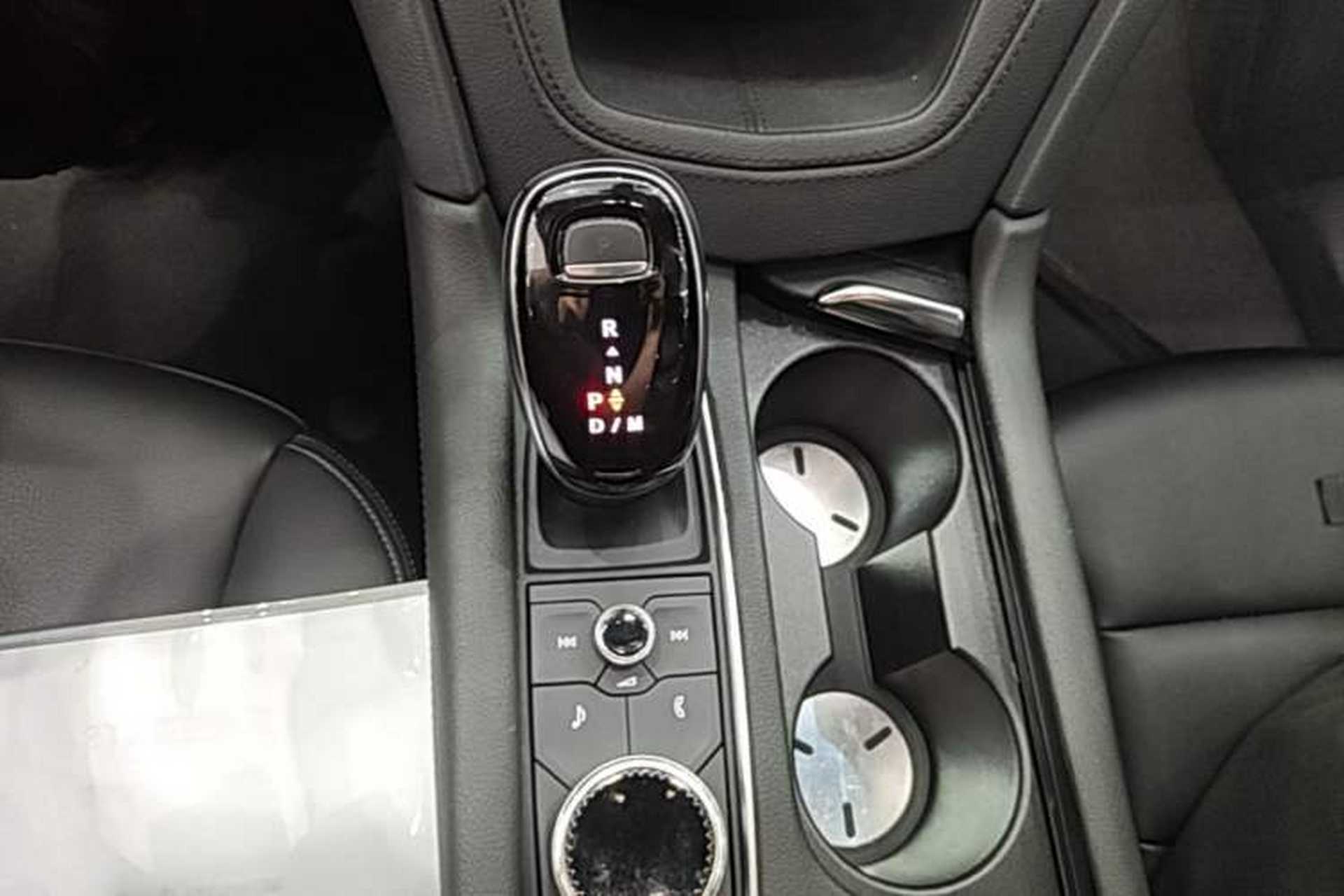 Used Cadillac XT5 2021 28T Luxury Model Gear Lever