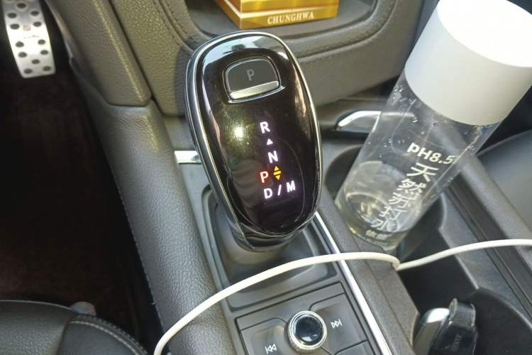 Used Cadillac XT5 2021 28T Luxury Model Gear Lever