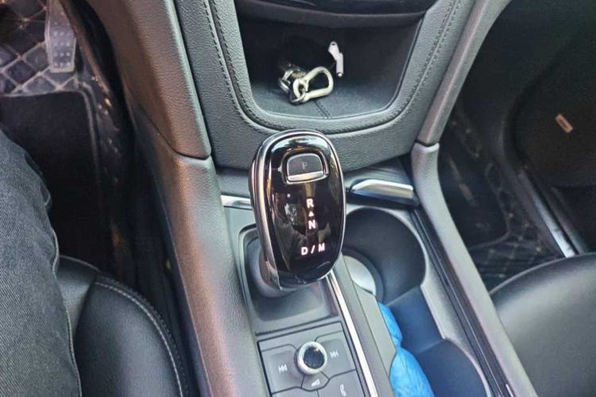 Used Cadillac XT5 2021 28T Luxury Model Gear Lever