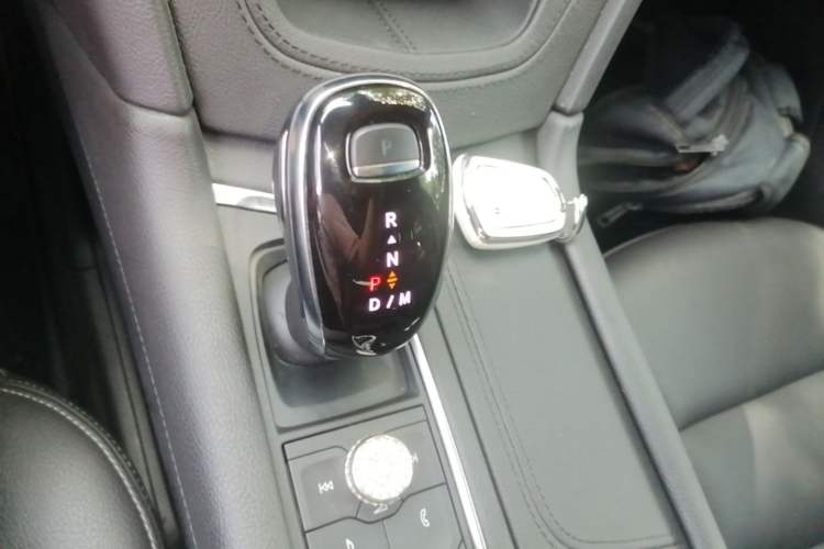 Used Cadillac XT5 2021 28T Luxury Model Gear Lever