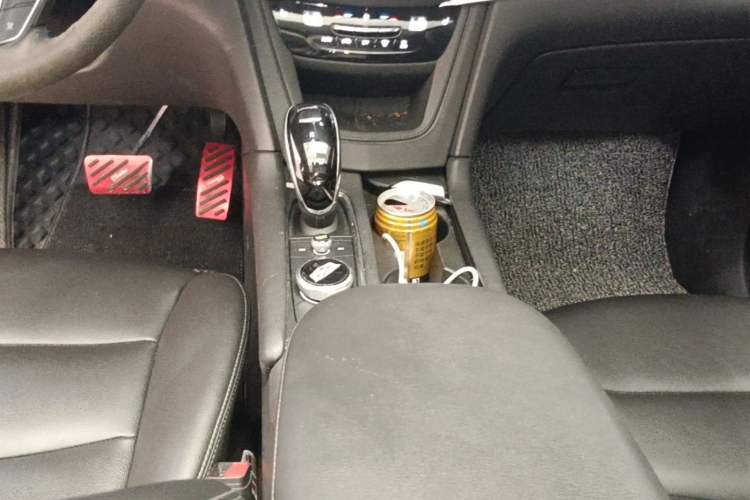 Used Cadillac XT5 2021 2.0T Two-Wheel Drive Luxury Version Gear Lever