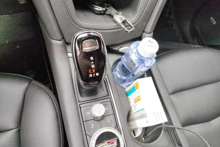 Used Cadillac XT5 2021 28T Luxury Model Gear Lever
