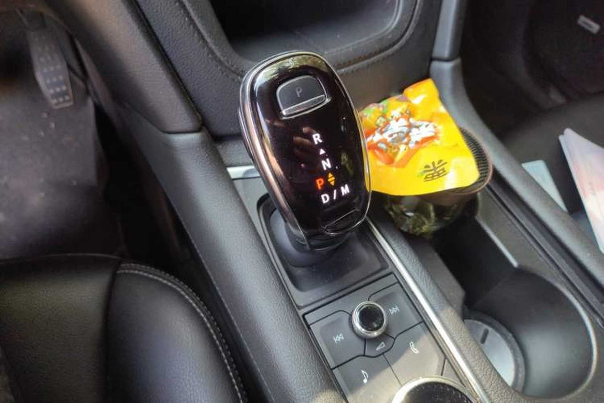Used Cadillac XT5 2021 2.0T Two-Wheel Drive Luxury Version Gear Lever