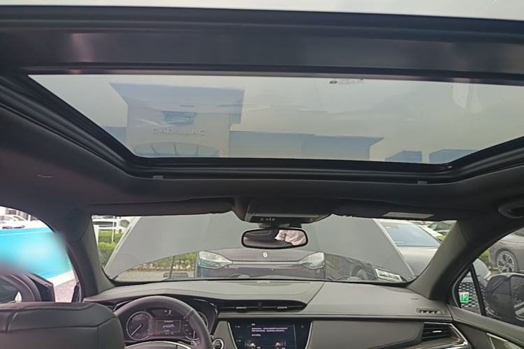 Used Cadillac XT5 2021 28T Four-Wheel Drive Leading Sport Model Headliner