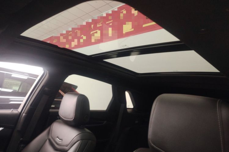 Used Cadillac XT5 2021 28T Four-Wheel Drive Luxury Version Headliner