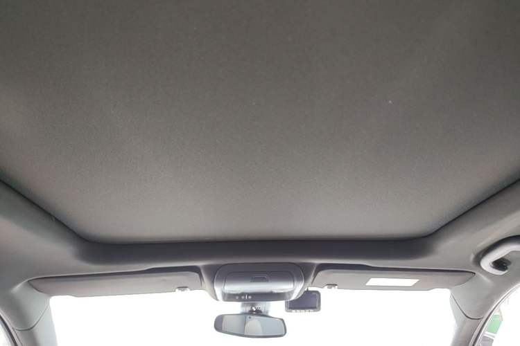 Used Cadillac XT5 2021 2.0T Two-Wheel Drive Luxury Version Headliner