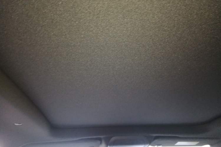 Used Cadillac XT5 2021 28T Luxury Model Headliner