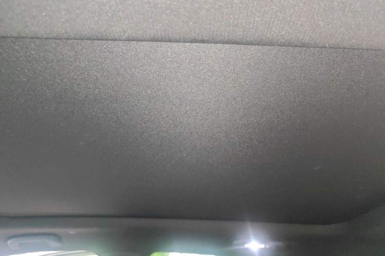 Used Cadillac XT5 2021 28T Luxury Model Headliner