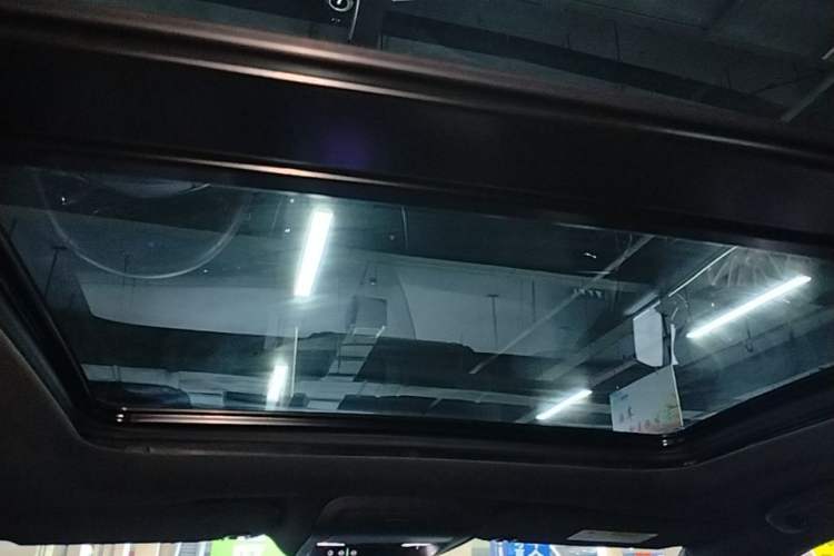 Used Cadillac XT5 2021 2.0T Two-Wheel Drive Luxury Version Headliner